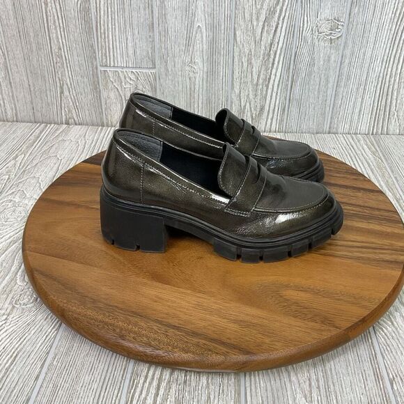 Crown Vintage Women's Size 8.5M Embossed Faux Leather Platform Loafers Green - Picture 5 of 10